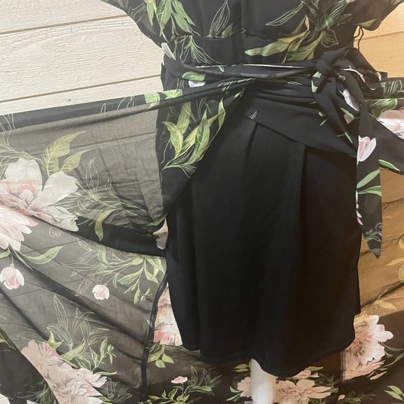 NWT Floral Wrap Luxology Dress - Picture 7 of 9
